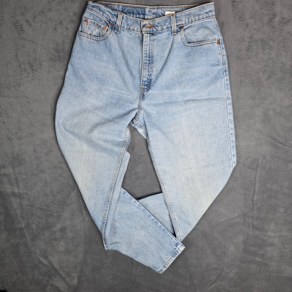 Vintage Levis 551 Relaxed Fit Tapered Leg Light Wash Jeans Made in USA SZ 14 Med